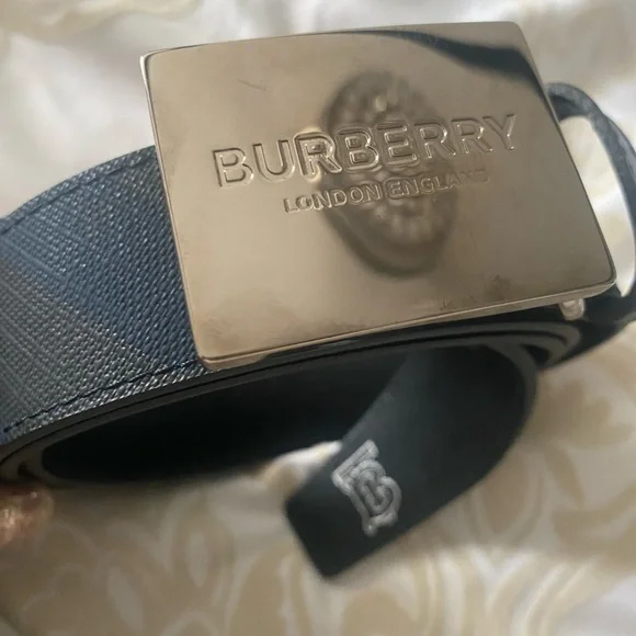 Burberry men belt navy blue and black Size 42